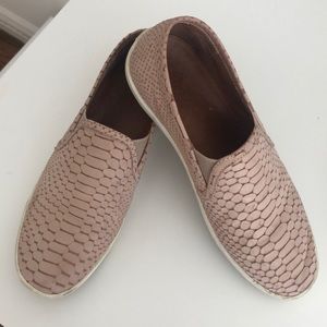 JOIE KIDMORE SLIP-ON SHOE - DUSTY PINK SAND - 7.5